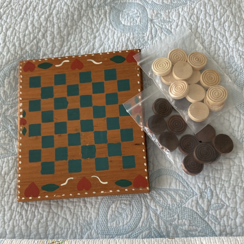 Handcrafted Wood Checkerboard. Checkers are included ❗️🏁